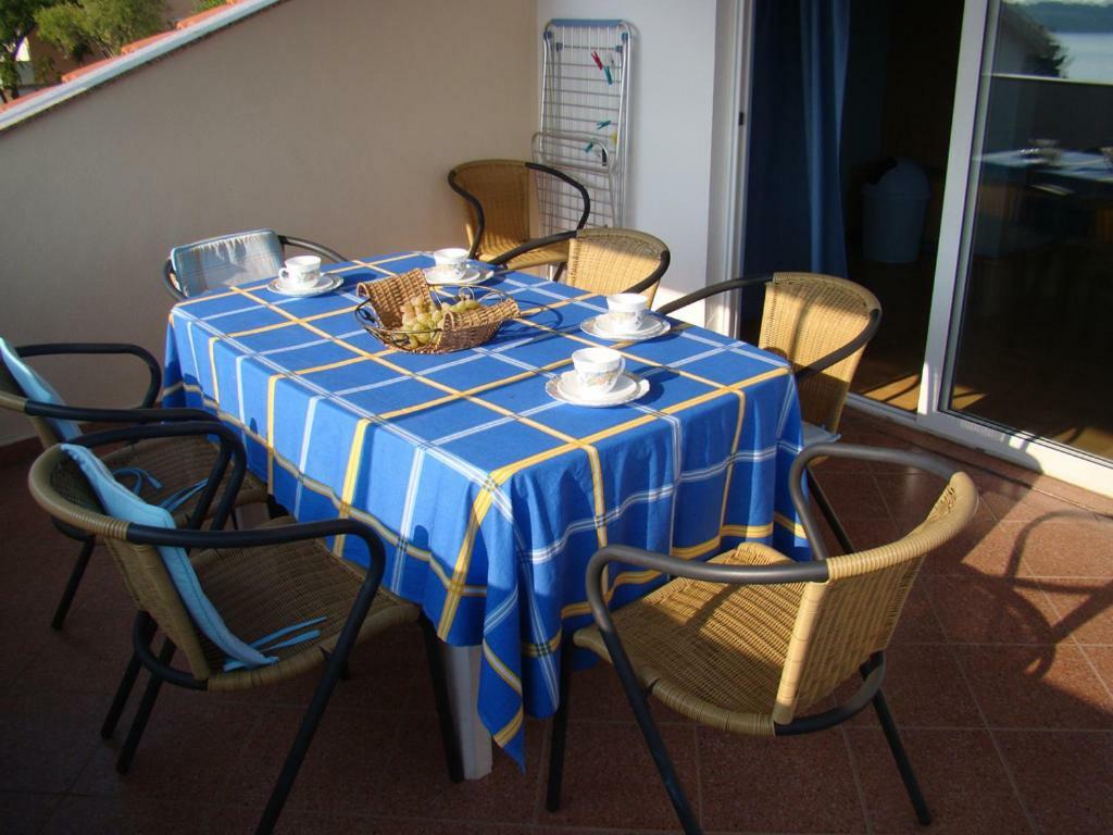 Apartman Rosa Supetarska Draga Dış mekan fotoğraf